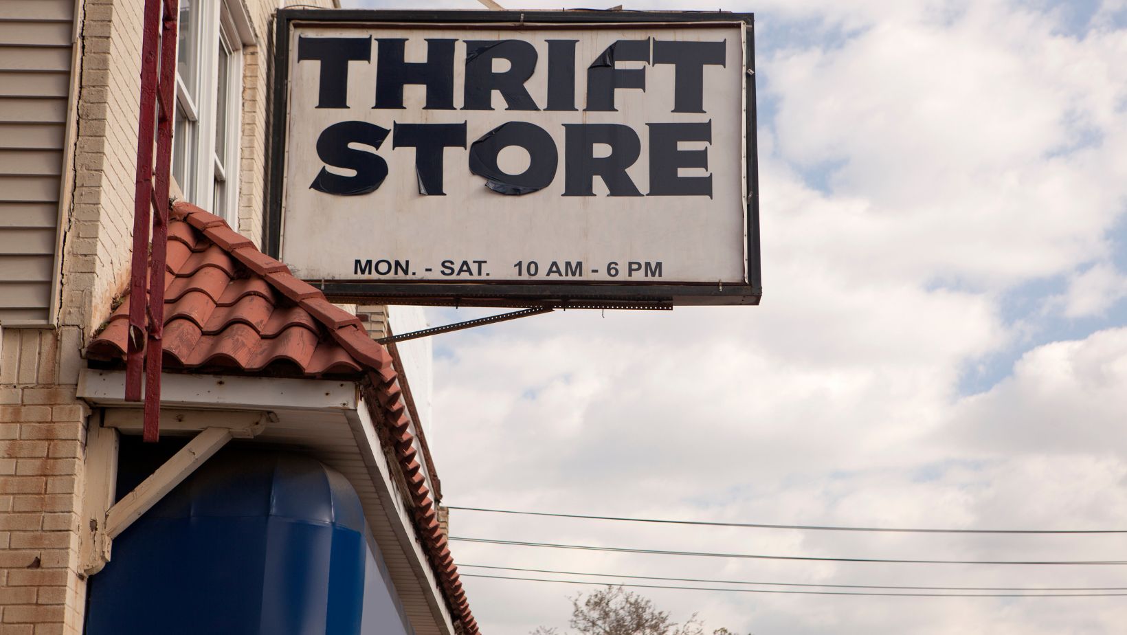 Unlock Sustainability: The Impact and Benefits of Your Community Thrift-Shop